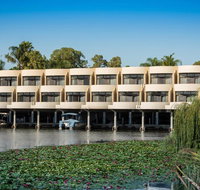 Capri Waters Country Club - Whitsundays Accommodation