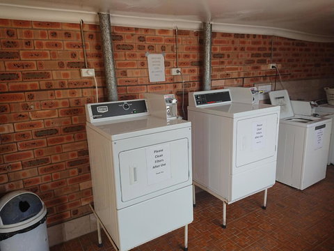 Caracourt Caravan Park - Whitsundays Accommodation 1