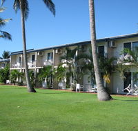 Cardwell Beachcomber Motel  Tourist Park - Whitsundays Accommodation