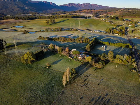 Carinya Farm Holiday Retreat - Whitsundays Accommodation 2
