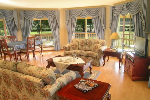 Carolynnes Cottages - Whitsundays Accommodation 2