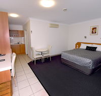 Carriers Arms Hotel Motel - Whitsundays Accommodation