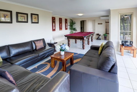 Casa Al Lago - Whitsundays Accommodation 1