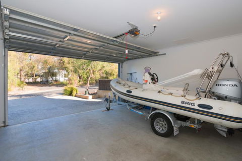 CASA AZZURRA - Whitsundays Accommodation 2