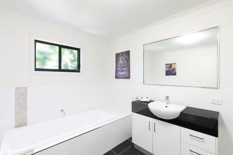 Casa Del Mar- House Of The Sea - Whitsundays Accommodation 2