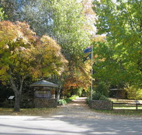 Casbak Alpine Units - Whitsundays Accommodation