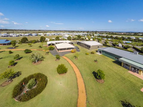 Casino Holiday Park - Whitsundays Accommodation 2