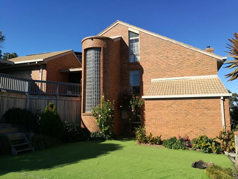 Castle Stay At Lakes Entrance - Whitsundays Accommodation 0