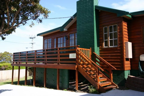 Cedar Cottages Blackmans Bay - Whitsundays Accommodation 0