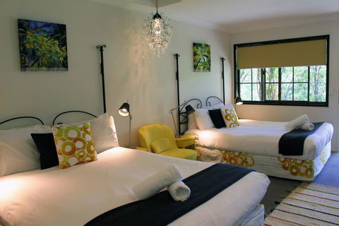 Cedar Creek Lodges - Whitsundays Accommodation 2