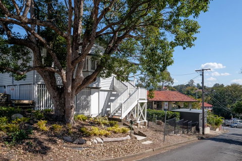Central Cottage - Whitsundays Accommodation 0