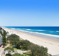 Central Surfers Paradise - Absolute Beachfront - Whitsundays Accommodation