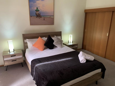 Chateau N'Ville - Whitsundays Accommodation 1