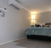 Churchill's BB twin spa getaway - Whitsundays Accommodation