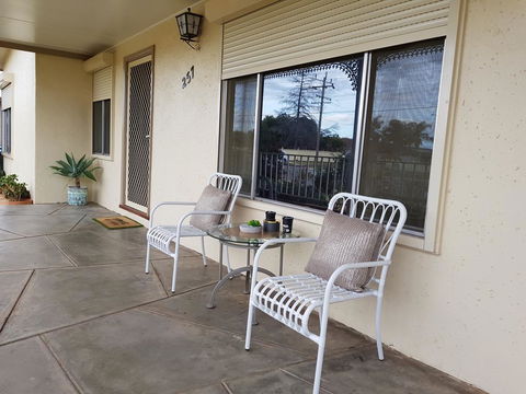 City Holiday Home Mildura - Whitsundays Accommodation 2