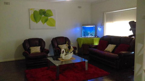 City Holiday Home Mildura - Whitsundays Accommodation 3