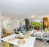 City Stadium Apartment on the riverfront - Whitsundays Accommodation