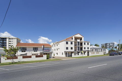 Cityville Luxury Apartments And Motel - Whitsundays Accommodation 0