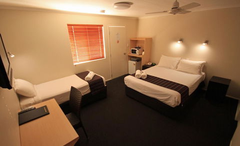 Citywalk Motor Inn - Whitsundays Accommodation 3