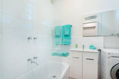 Close St Kilda Commercial Hub And Melbourne Centre - Whitsundays Accommodation 3