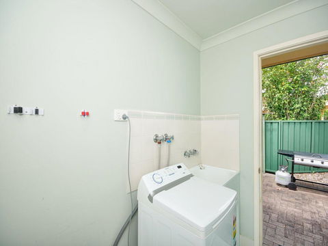 Close To Tea Gardens Waterfront - Whitsundays Accommodation 2