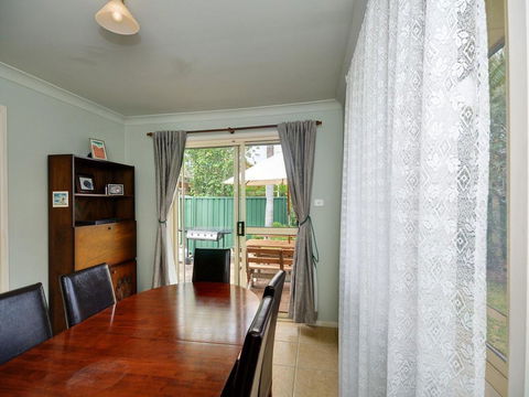 Close To Tea Gardens Waterfront - Whitsundays Accommodation 1
