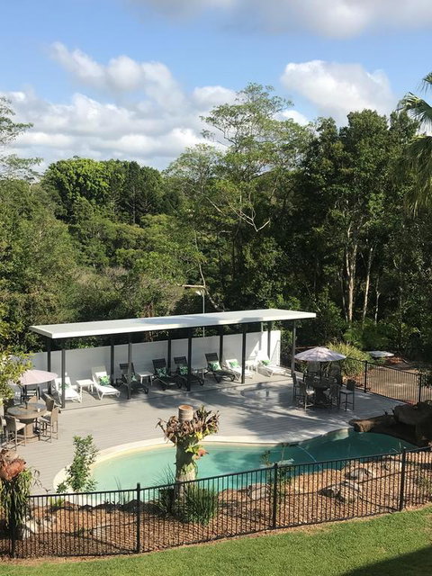 Clouds Montville - Whitsundays Accommodation 2