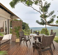 Clouds Safari - Whitsundays Accommodation