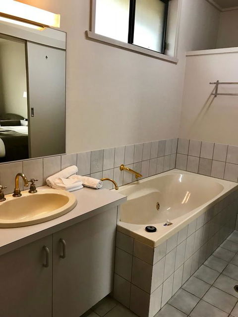 CluBarham River Motel - Whitsundays Accommodation 3