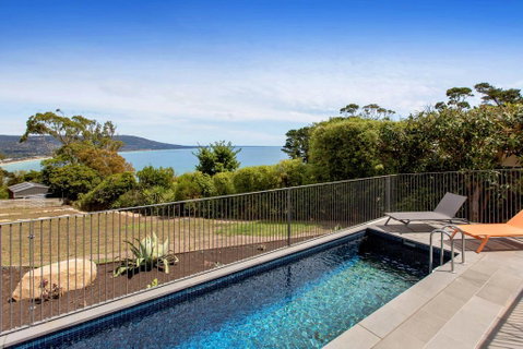 COASTAL LUXE - MT MARTHA - Whitsundays Accommodation 3
