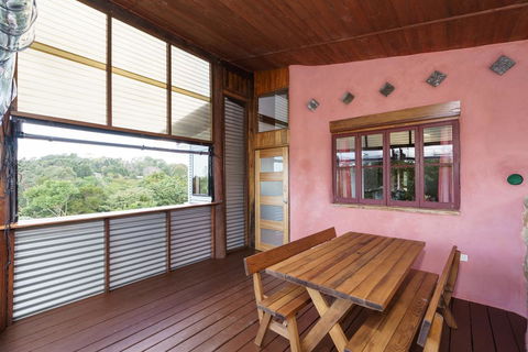 Cobhearthome - Whitsundays Accommodation 2