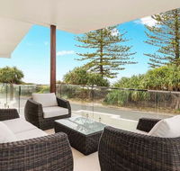 Coco de Mer Beach Villa - Whitsundays Accommodation