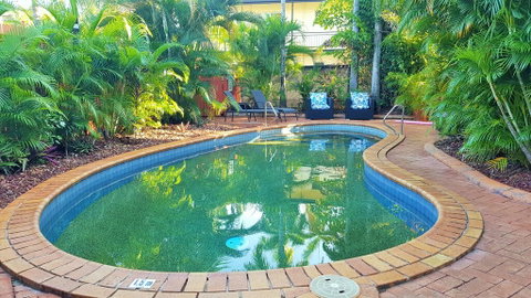 Coconut Grove Holiday Apartments - Whitsundays Accommodation 0