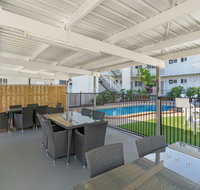 Cocos Holiday Apartments - Whitsundays Accommodation