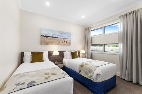 Comfort Inn & Suites Warragul - Whitsundays Accommodation 1