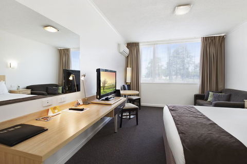 Comfort Inn Capital Horsham - Whitsundays Accommodation 1