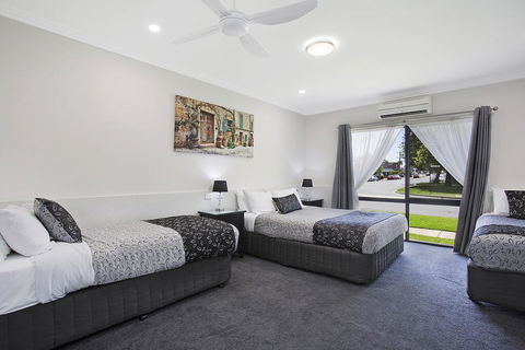 Comfort Inn May Park - Whitsundays Accommodation 1