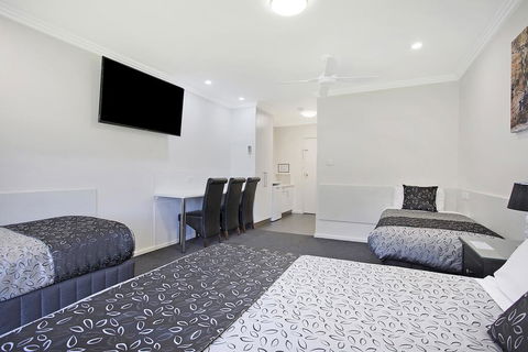 Comfort Inn May Park - Whitsundays Accommodation 2