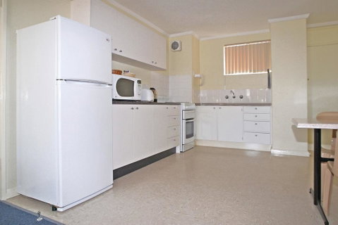 Como Apartments - Geraldton - Whitsundays Accommodation 1