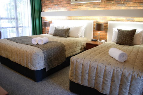 Connells Motel & Serviced Apartments - Whitsundays Accommodation 3