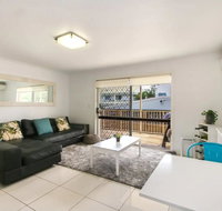 Contemporary 2 Bedroom Beachfront Apartment - Whitsundays Accommodation