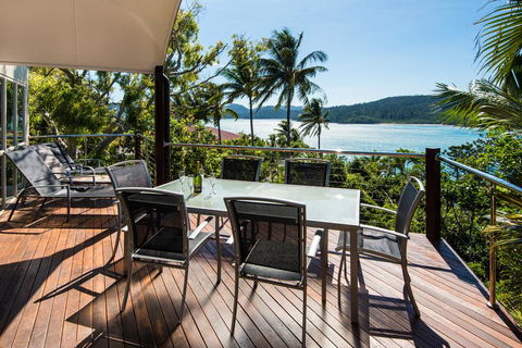 Cooinda Gardens - Whitsundays Accommodation 0
