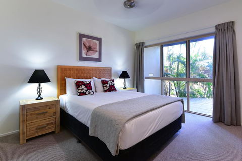 Cooinda Gardens - Whitsundays Accommodation 2
