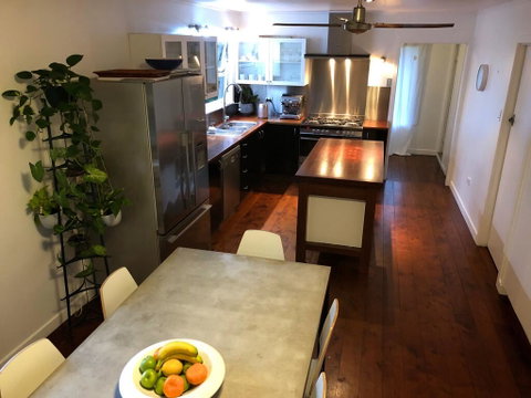 Cool Green Queenslander - Noosaville - Whitsundays Accommodation 1