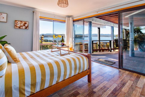 Coota Views Unit - Whitsundays Accommodation 1