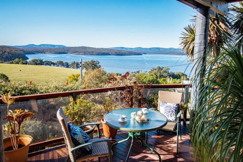 Coota Views Unit - Whitsundays Accommodation 2
