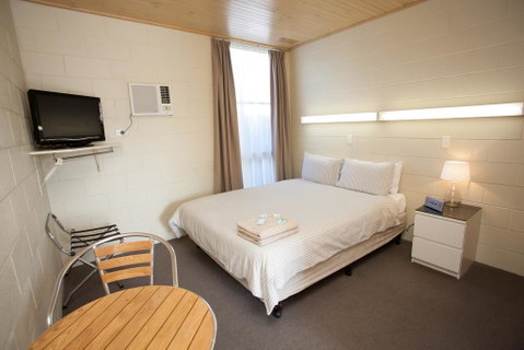 Corio Bay Motel - Whitsundays Accommodation 2