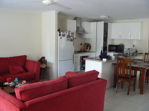Cosy Home In Yandina - Whitsundays Accommodation 1
