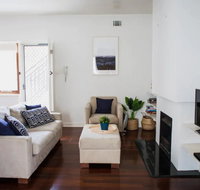 Cottesloe Beach Villa With Large Courtyard Sleeps 4 - Whitsundays Accommodation