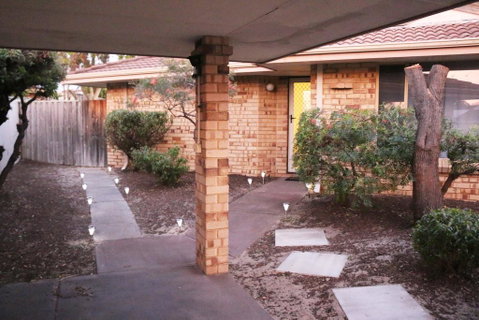 Cozy Stay @ Purser Cove Near University, Hospital & Transport - Whitsundays Accommodation 0